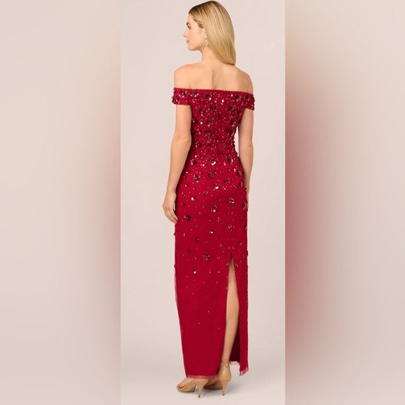 ADRIANNA PAPELL
OFF SHOULDER DRESS WITH FLORAL EMBELLISHMENT IN CRANBERRY - Picture 3 of 4